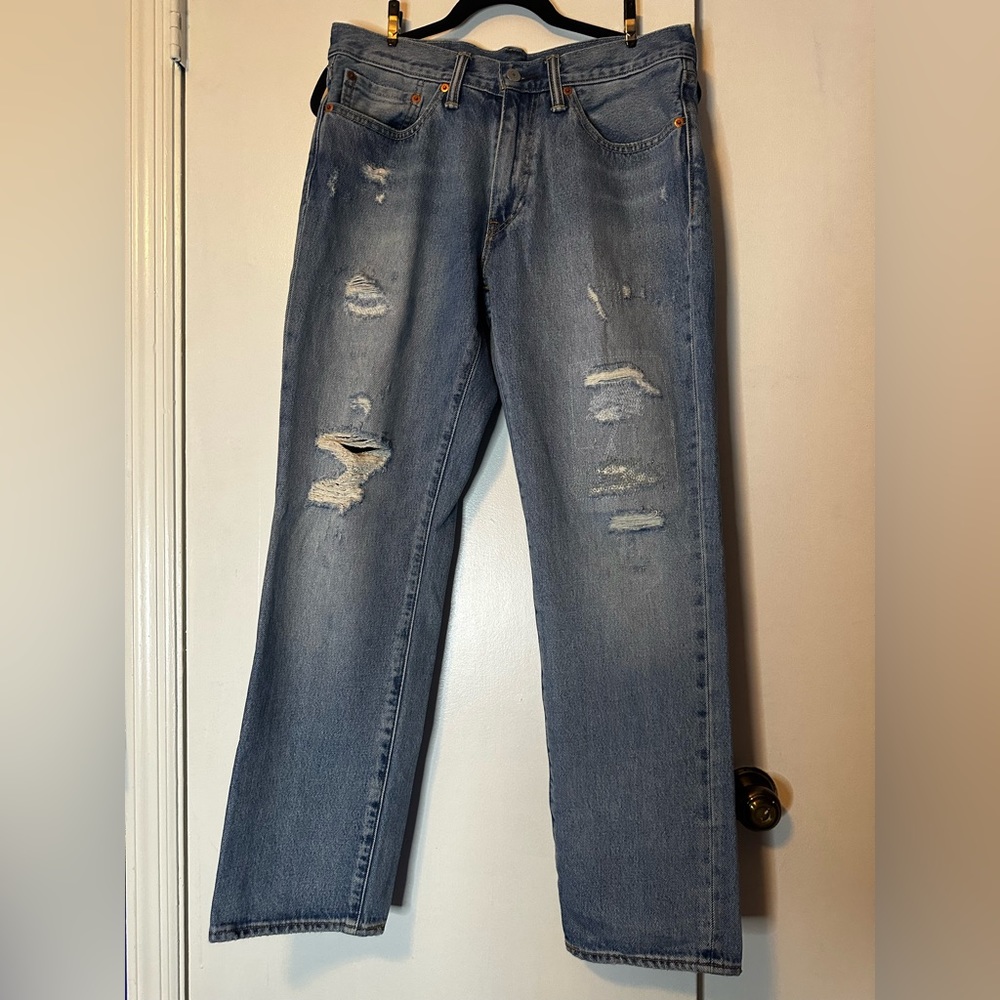 Levi’s 541 Ripped Jeans - Size 31 x 30